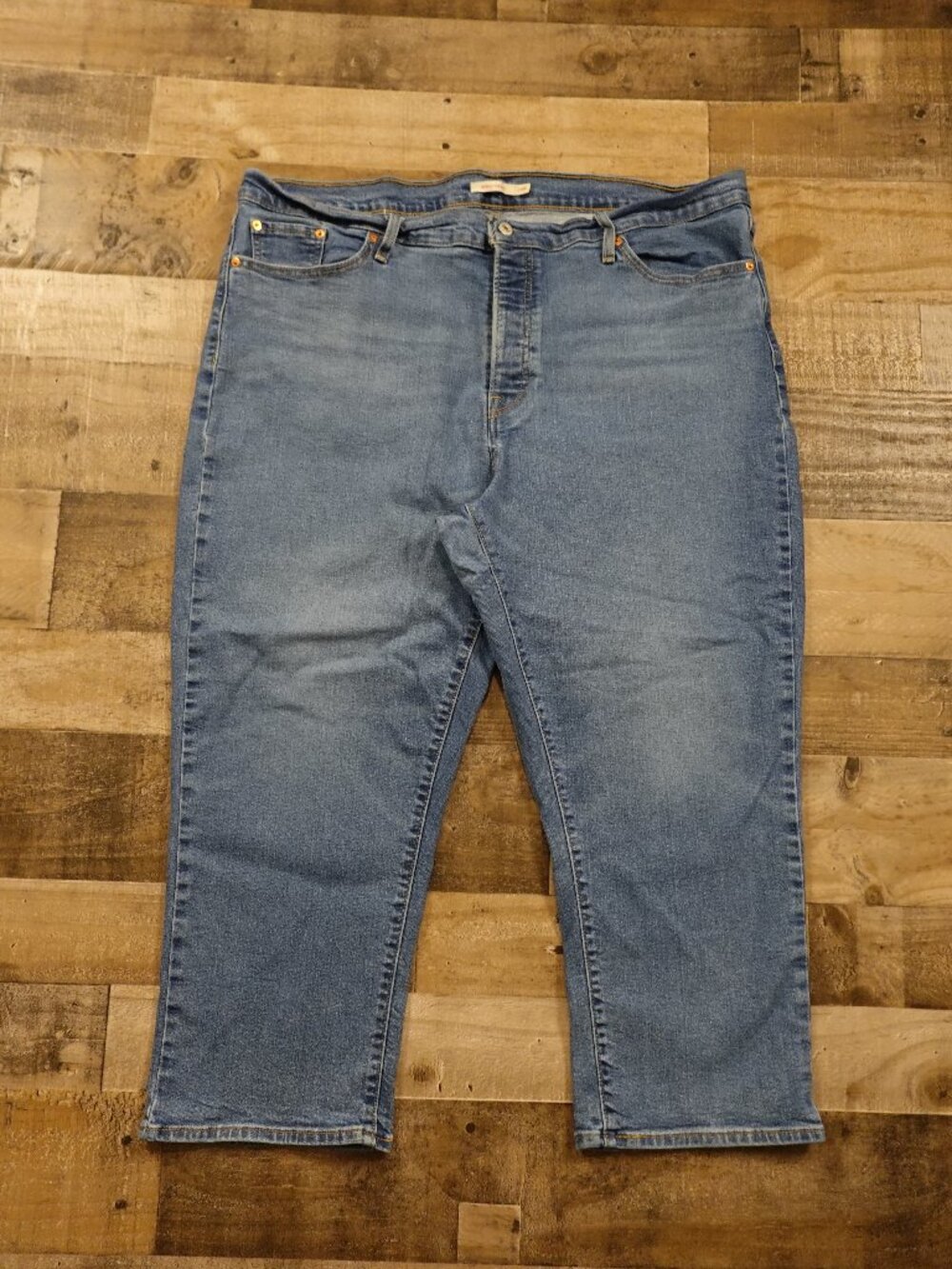Levi's Wedgie Straight Jeans Women’s 24W Light Wash‎ High Rise Denim FAIR